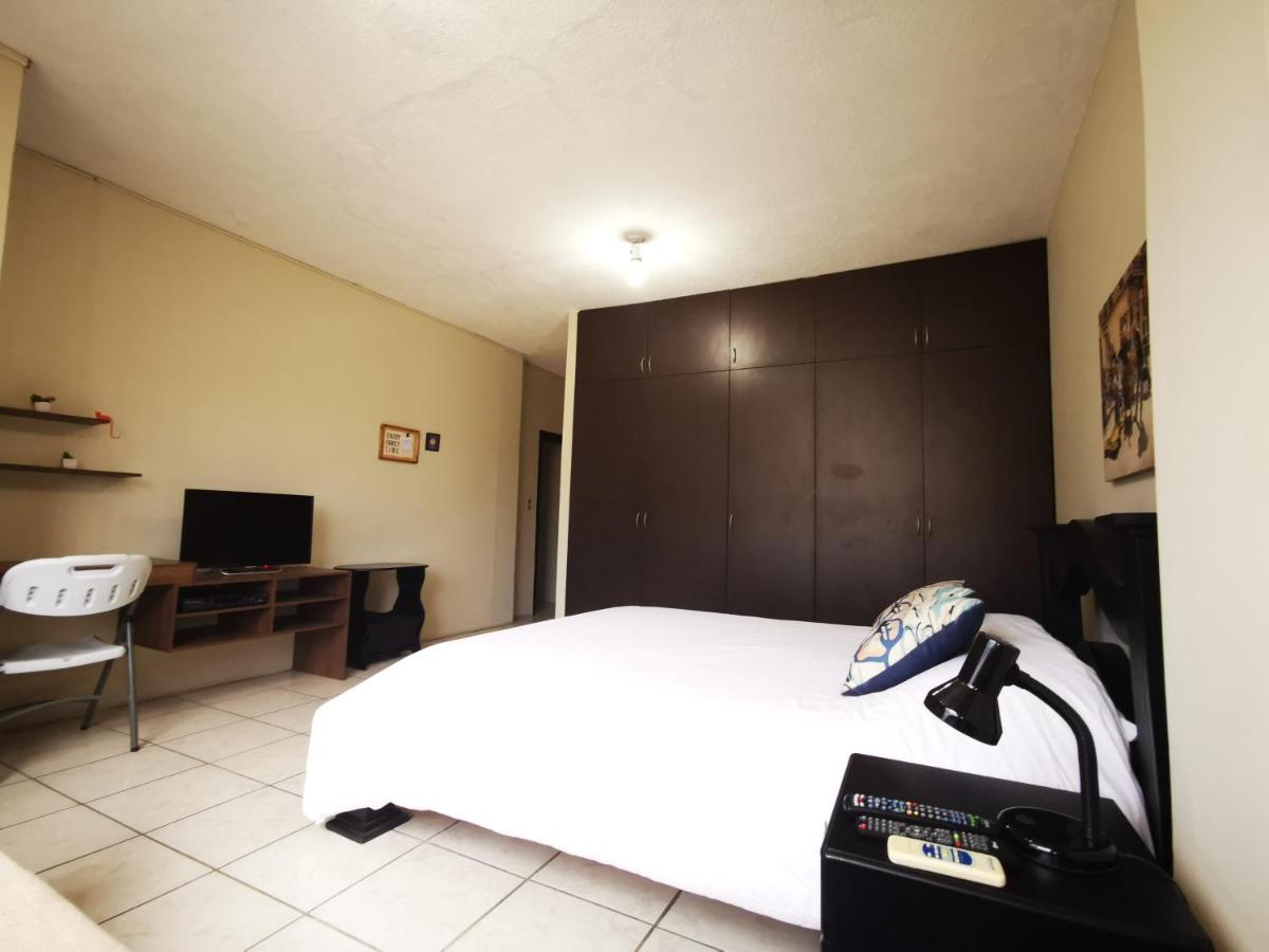 Apartamento mediano ideal para parejas o ejecutivos - Housity