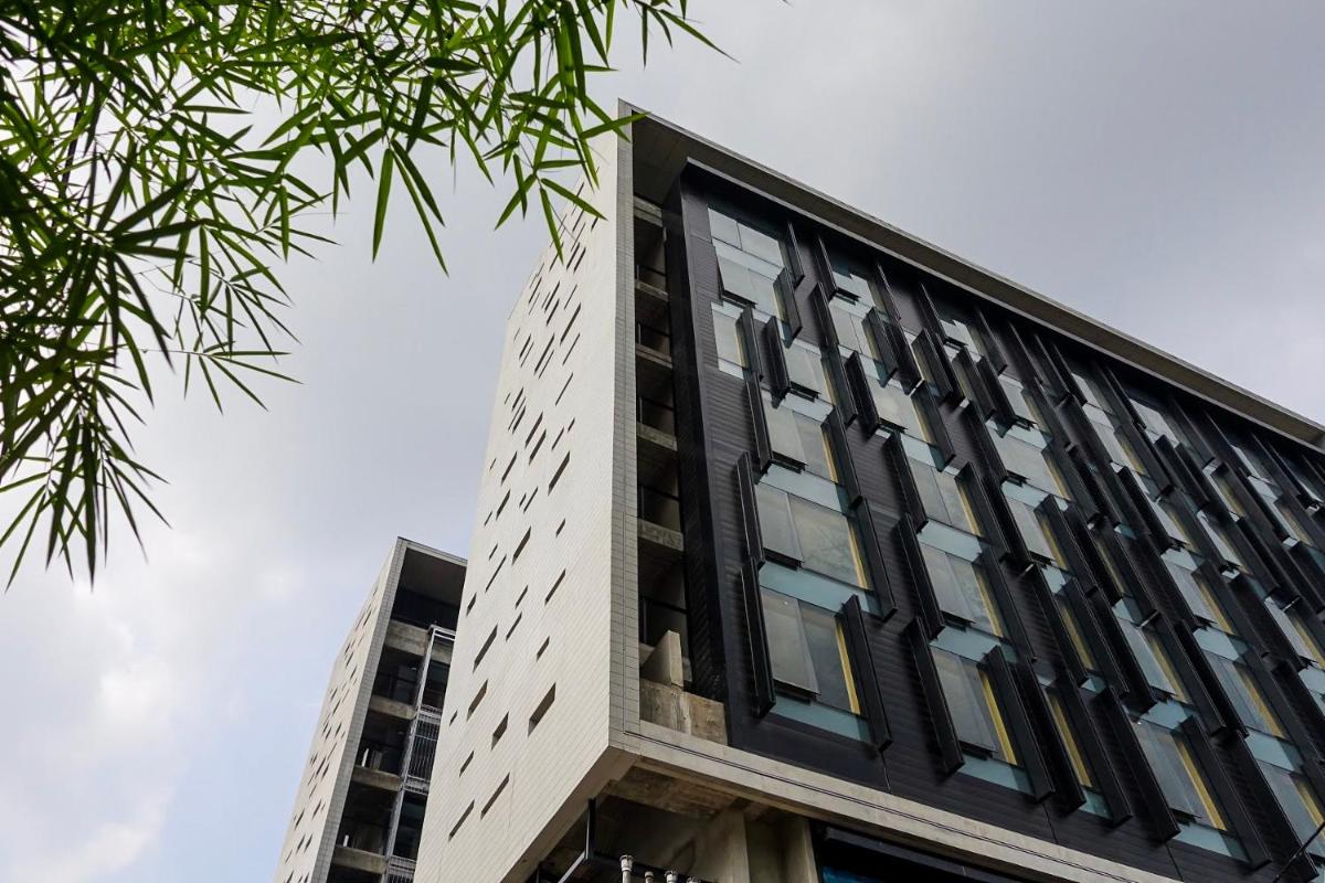 KLoe Hotel - Hizvo