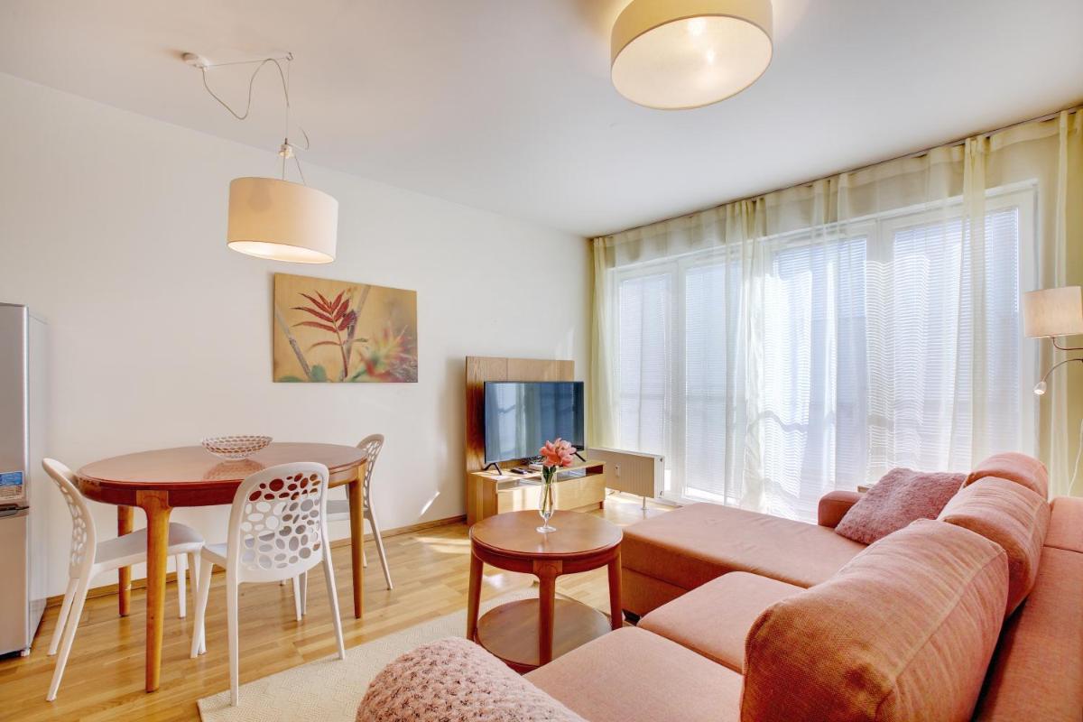 Suitetrails - Solar Apartments - Liberty Square
