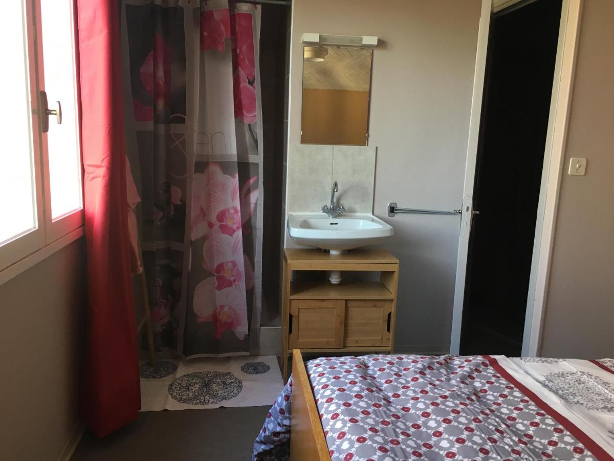 Suitetrails - AUX PORTES D'AUBRAC studio 2 personnes