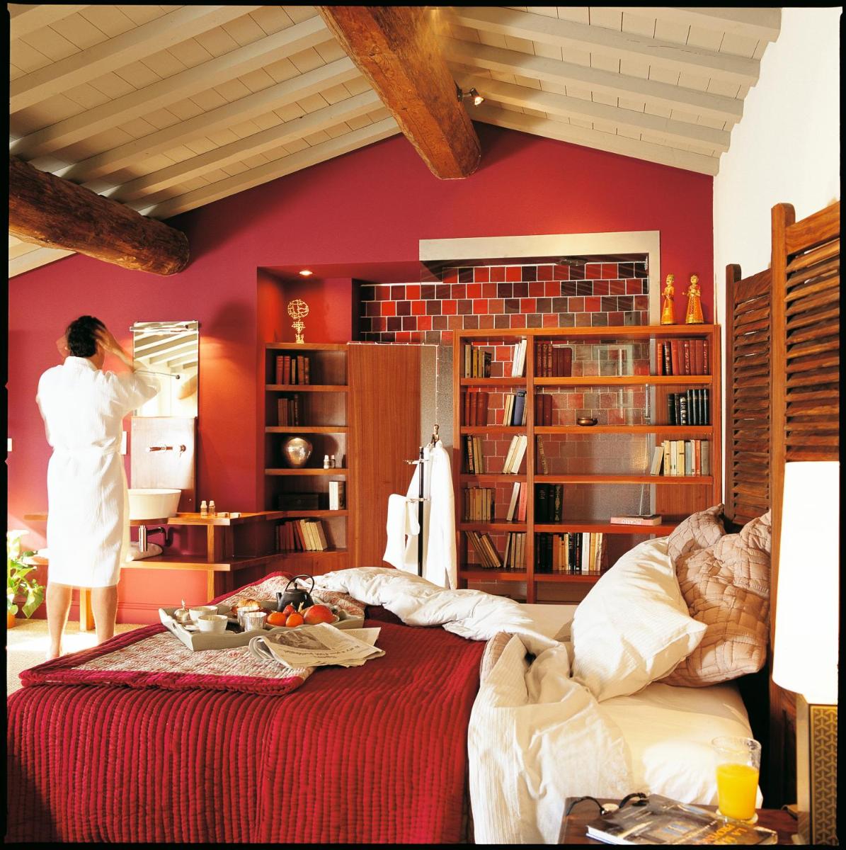 La Maison Sur La Sorgue - Esprit de France - Housity
