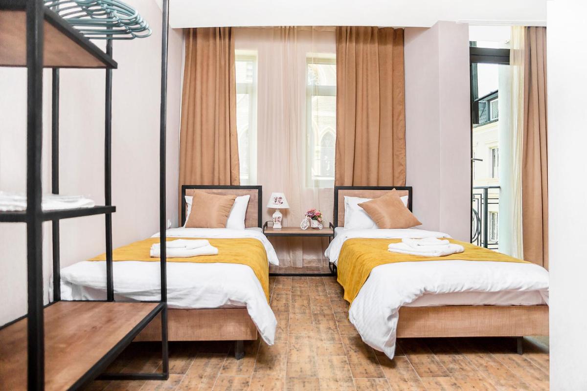 Diuma Hotel - Housity