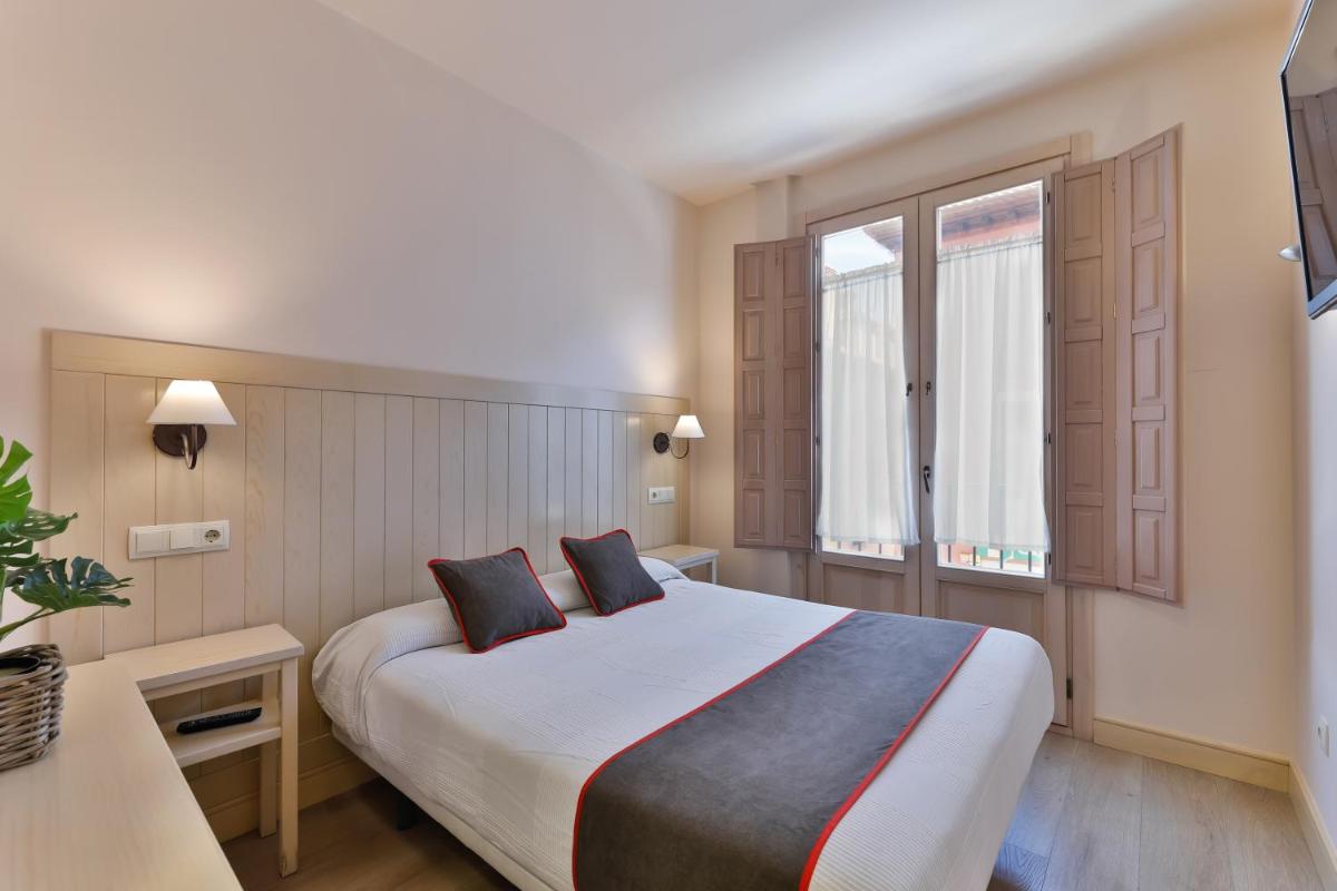 Hostal La Chata by Vivere Stays - Housity