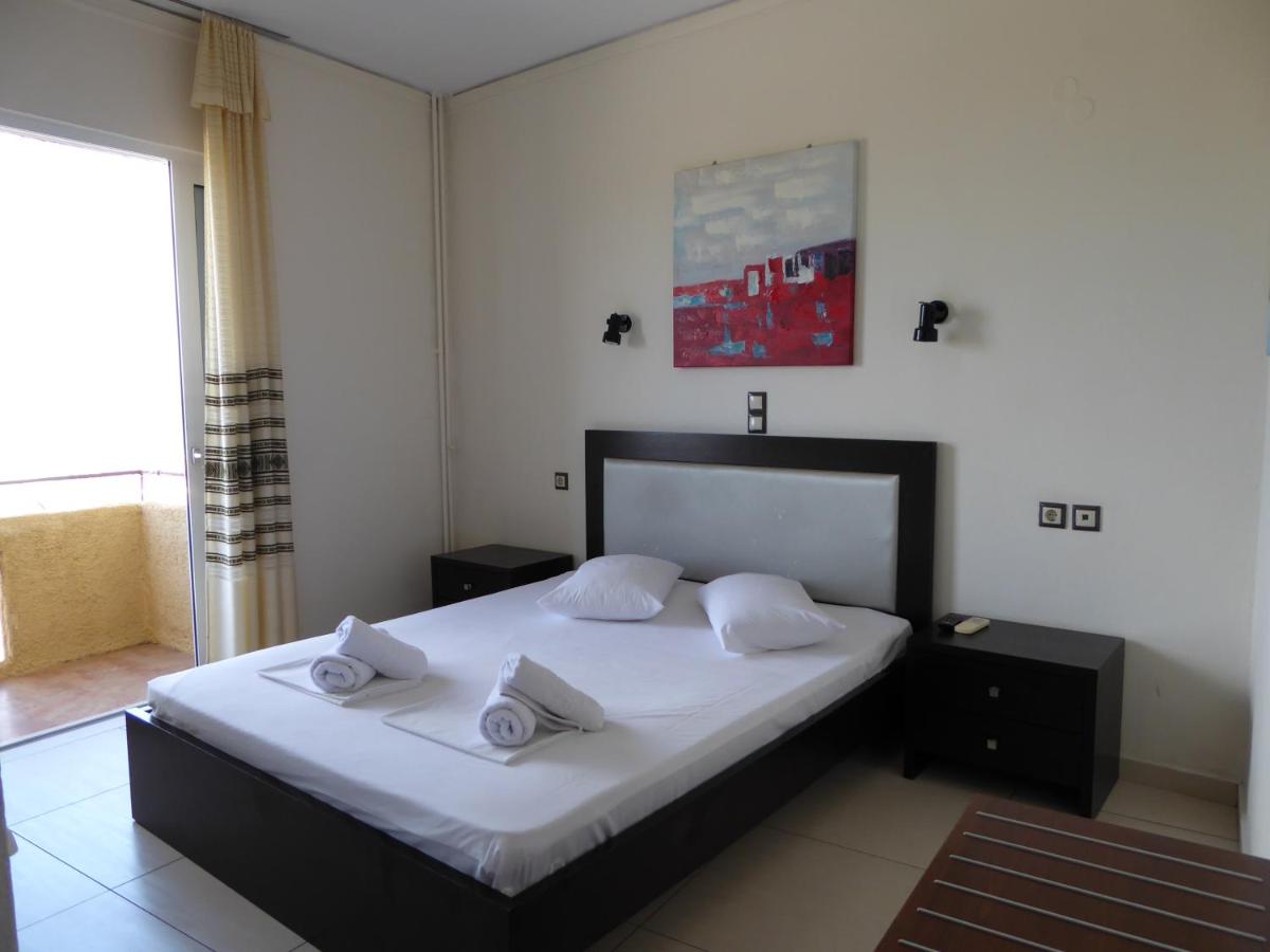 The Sea View Apartments - Housity