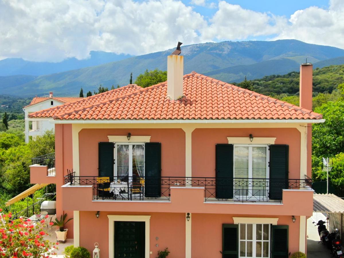 Ntina's house - Housity