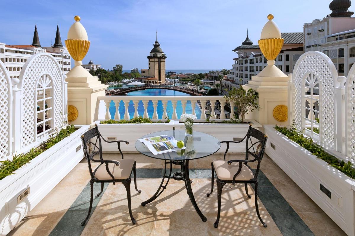 Titanic Mardan Palace - Housity