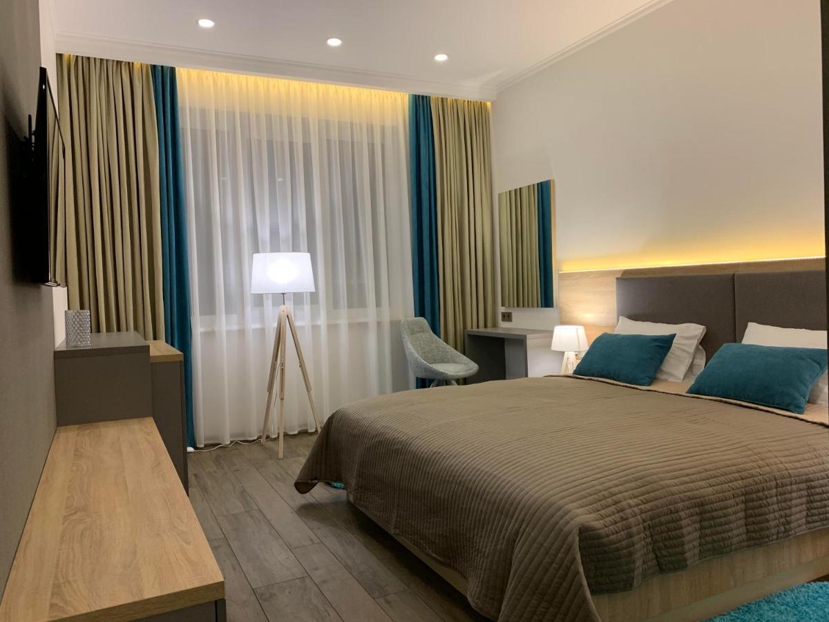 Premium Hotel - Housity