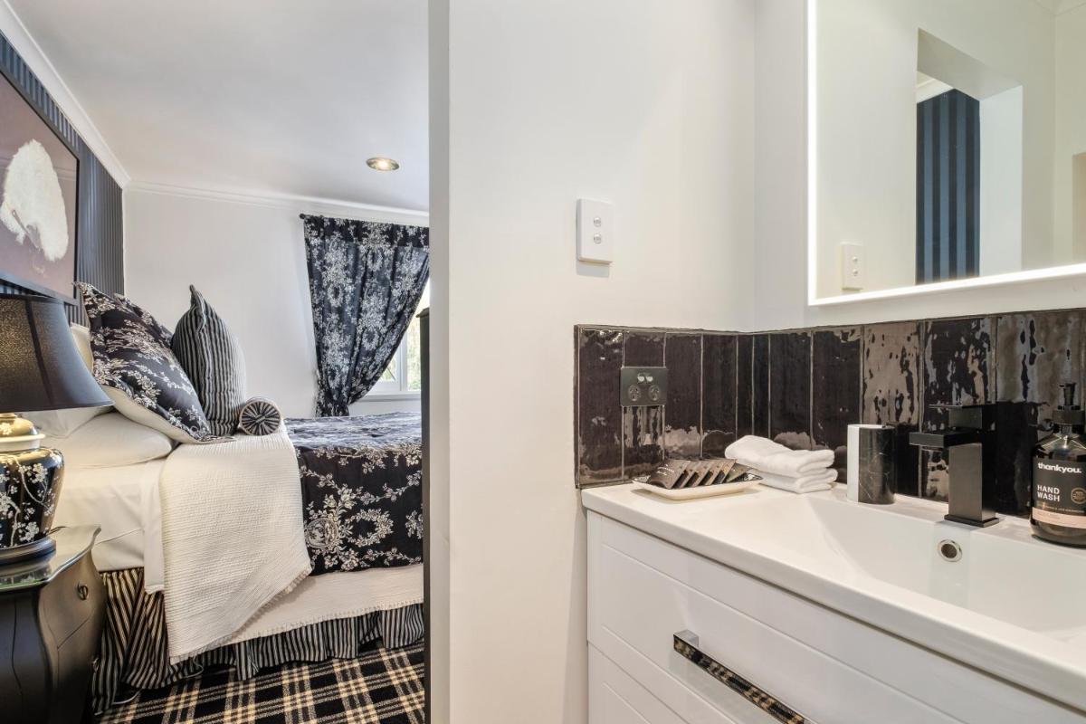 Suitetrails - Battery Point Boutique Accommodation