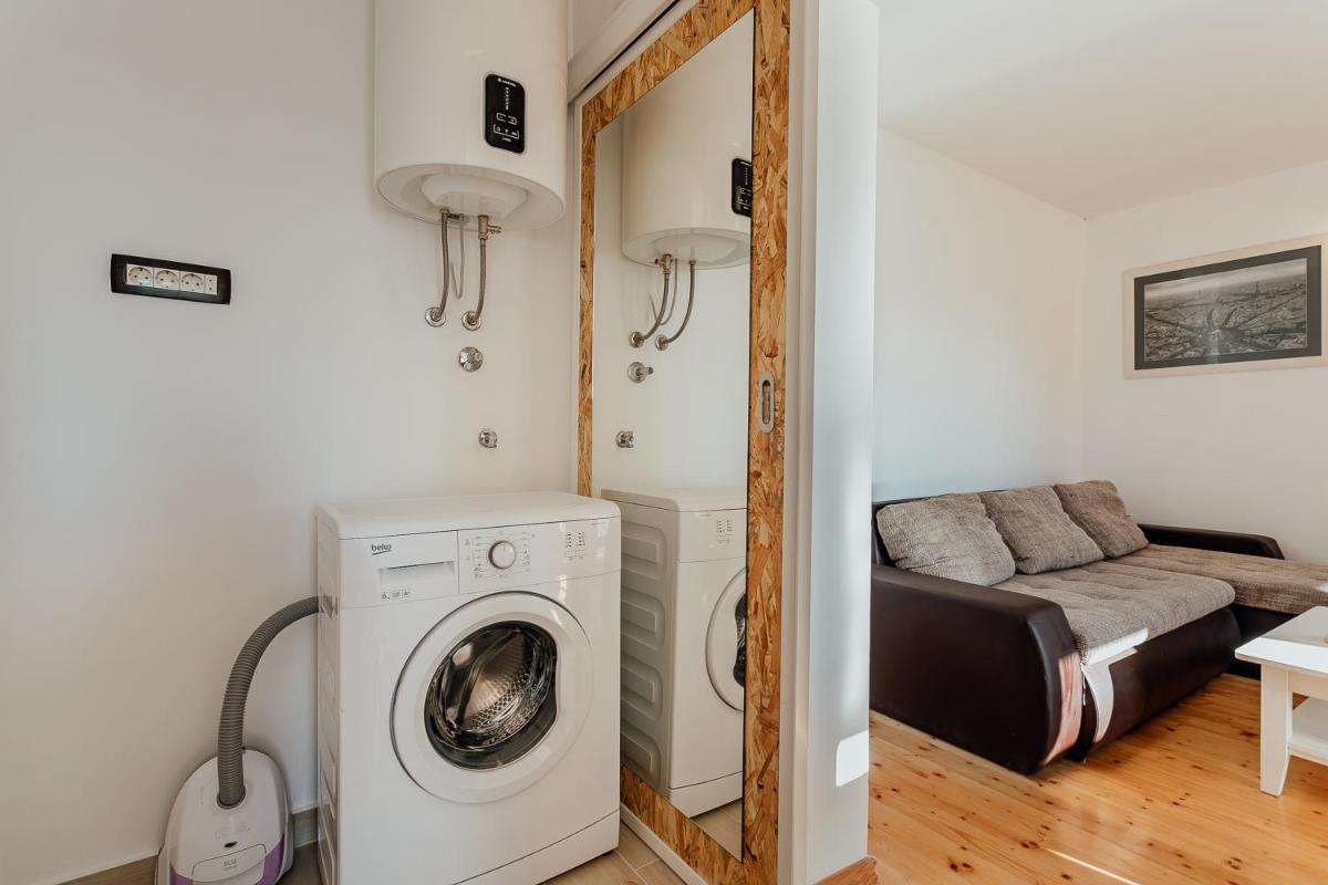 Apartmani Lovor - Housity