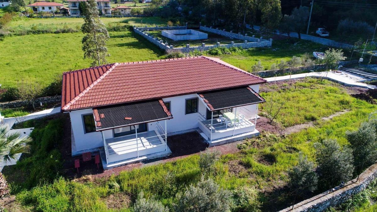 Uslu Home One bedroom Daily Weekly Rentals - Housity