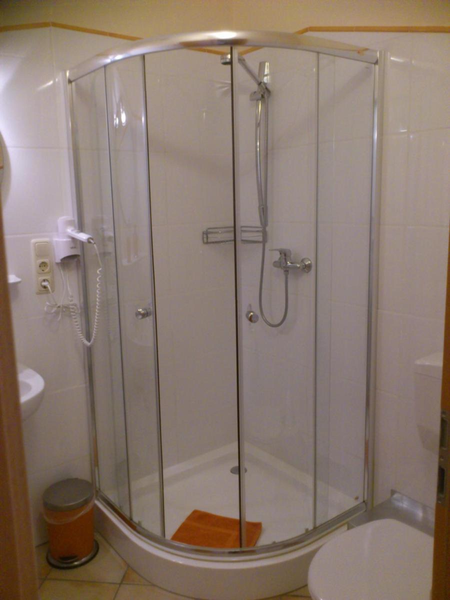 Eifel - Pension - Housity