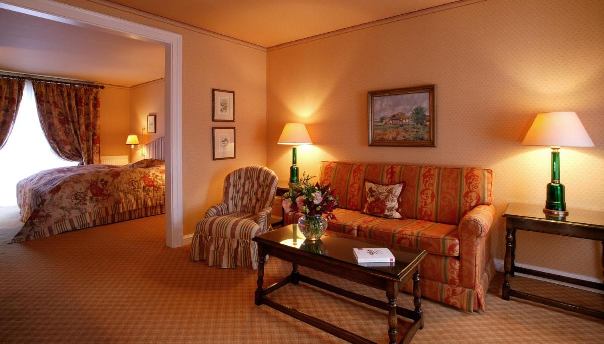 Ein Sitzbereich in der Unterkunft Hotel Stadt Hamburg