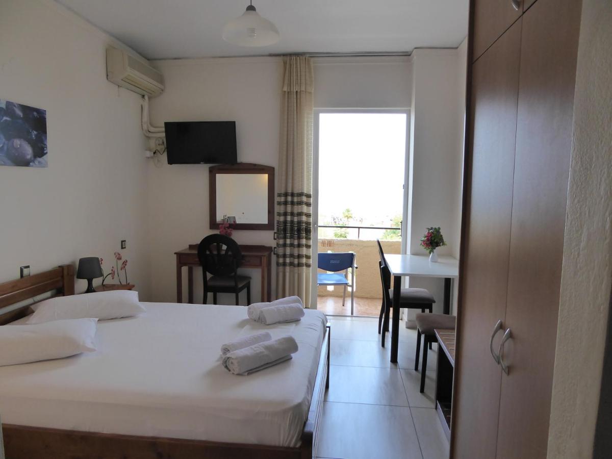 The Sea View Apartments - Housity