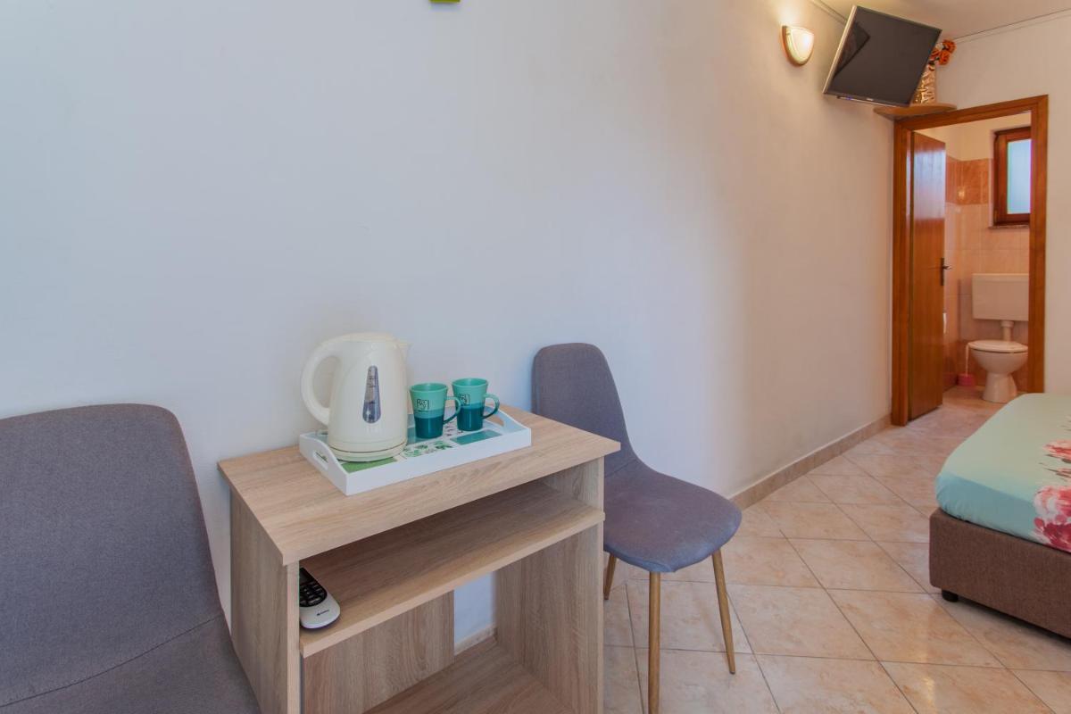 Rooms Mužić - Housity