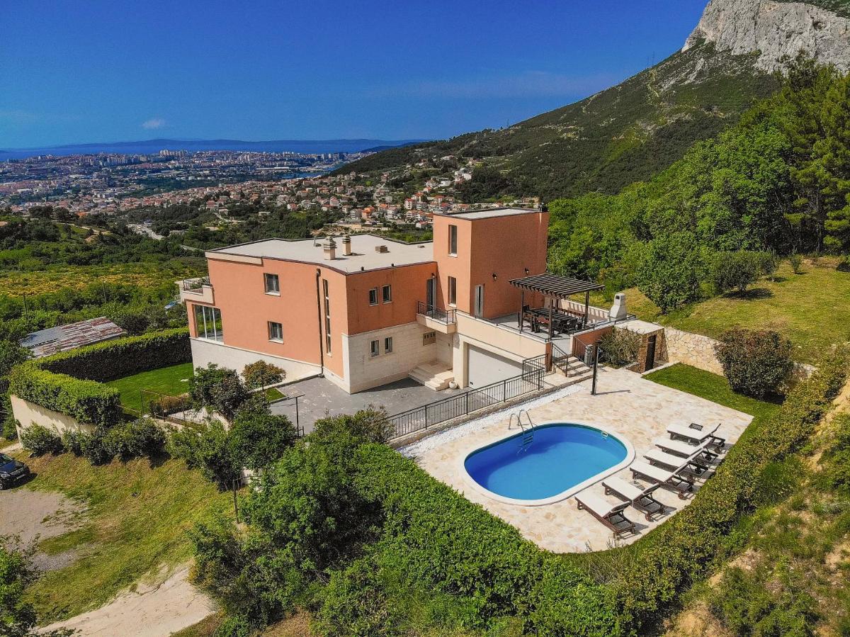 Villa Solin - Housity