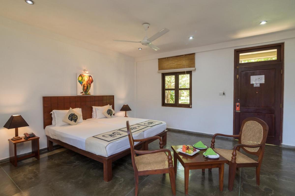 Camellia Resort and Spa - Housity