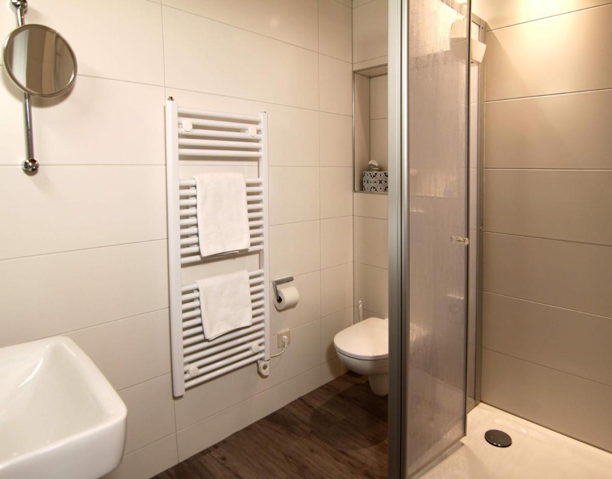 Landgasthof Zur Post - Housity