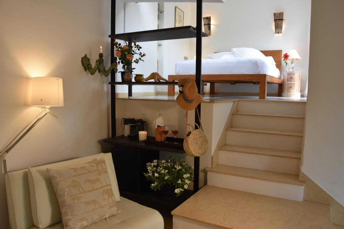 Zona de estar de Hotel Can Roses