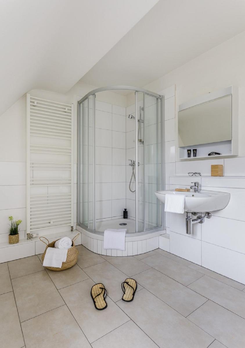 Rent a Home Eptingerstrasse - Self Check-In - Housity