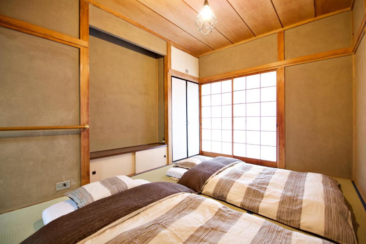 Gunma House - Housity