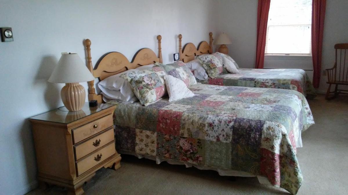 West Ridge Bed & Breakfast - Housity
