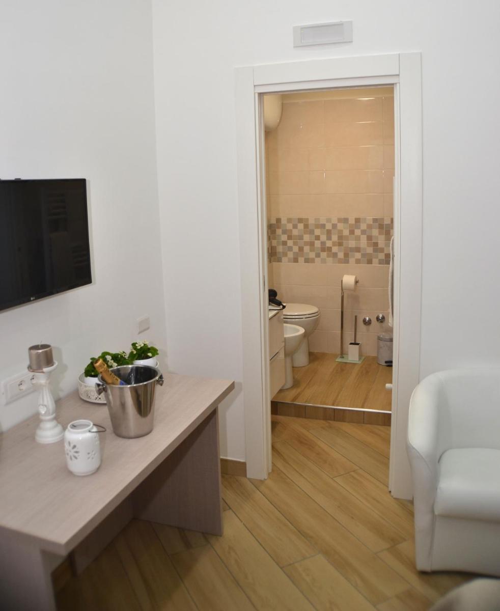 B&B VERZUS - Housity