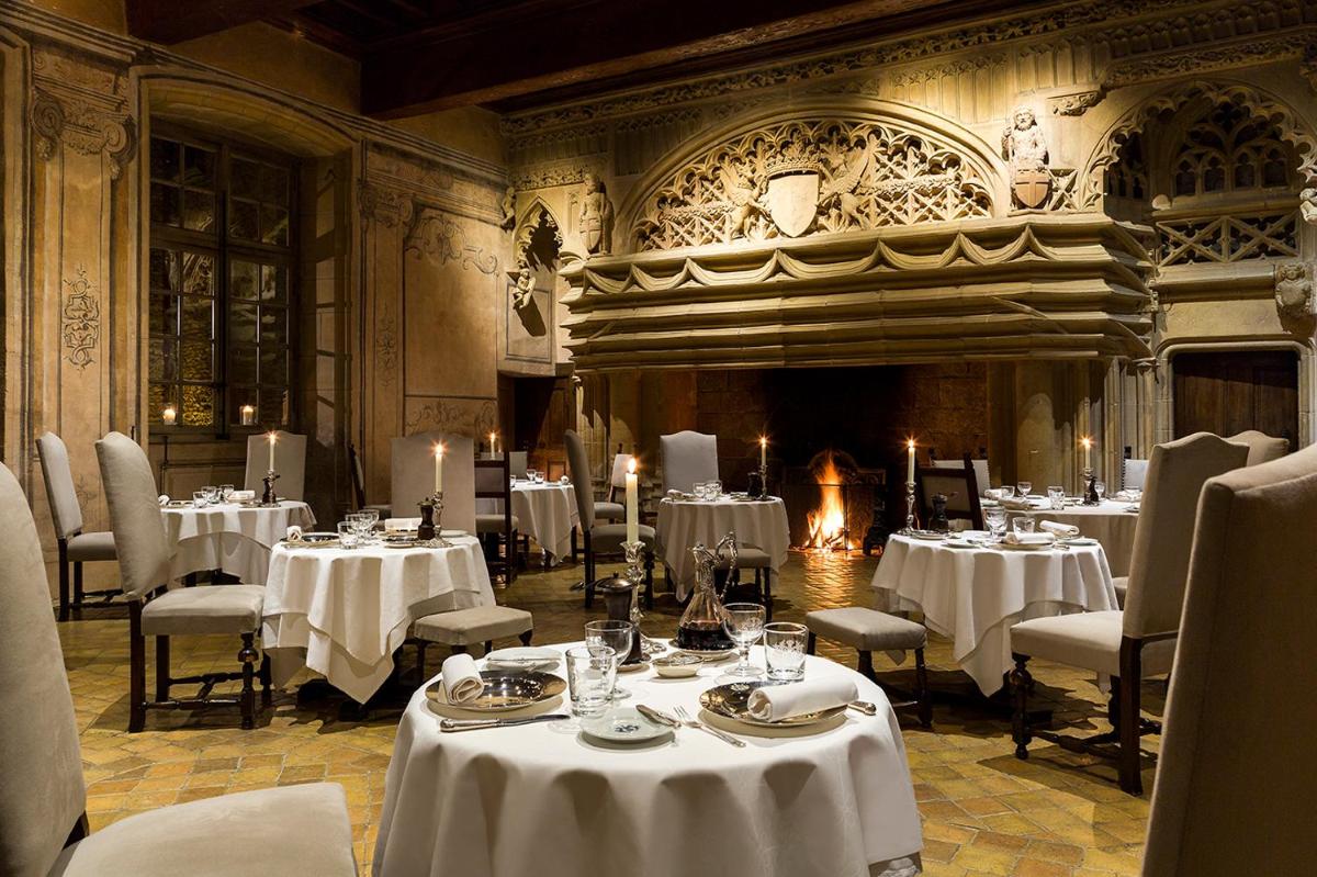 Coin salon dans l'établissement Château de Bagnols