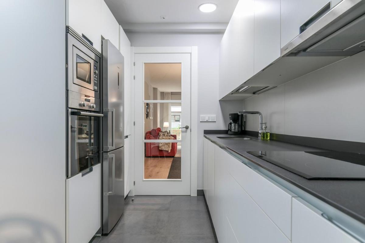 Zurriola Suites by Forever Rentals - Housity