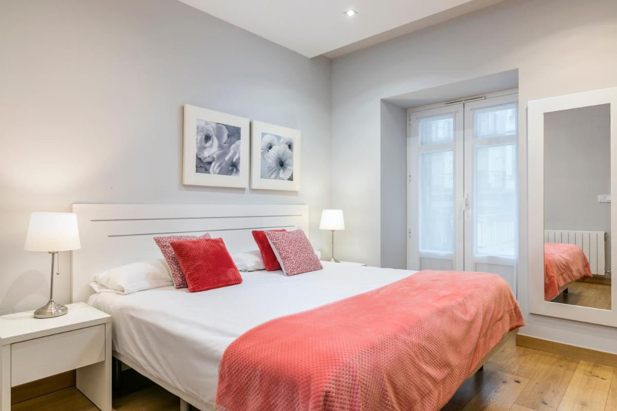 Zurriola Suites by Forever Rentals - Housity