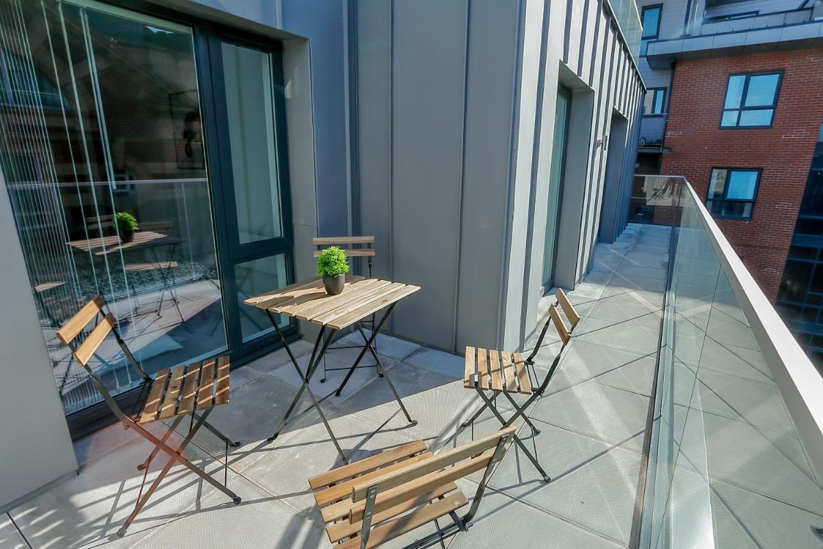 Hilltop Serviced Apartments- Northern Quarter - Housity