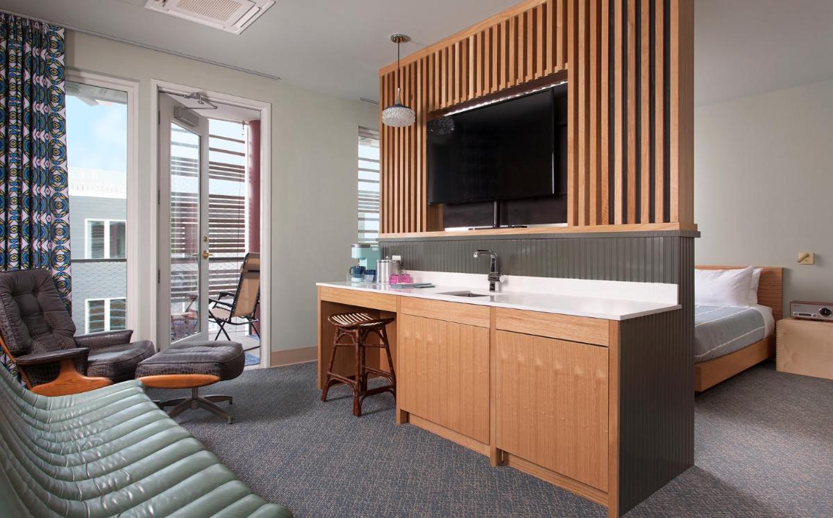 East Austin Hotel - Housity