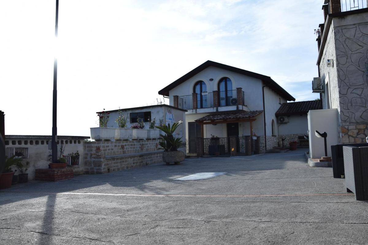 Tenuta Ferrara - Housity