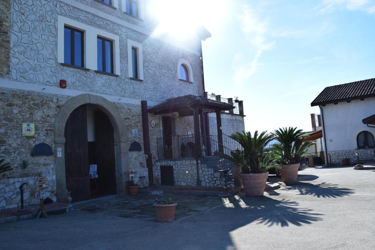 Tenuta Ferrara - Housity