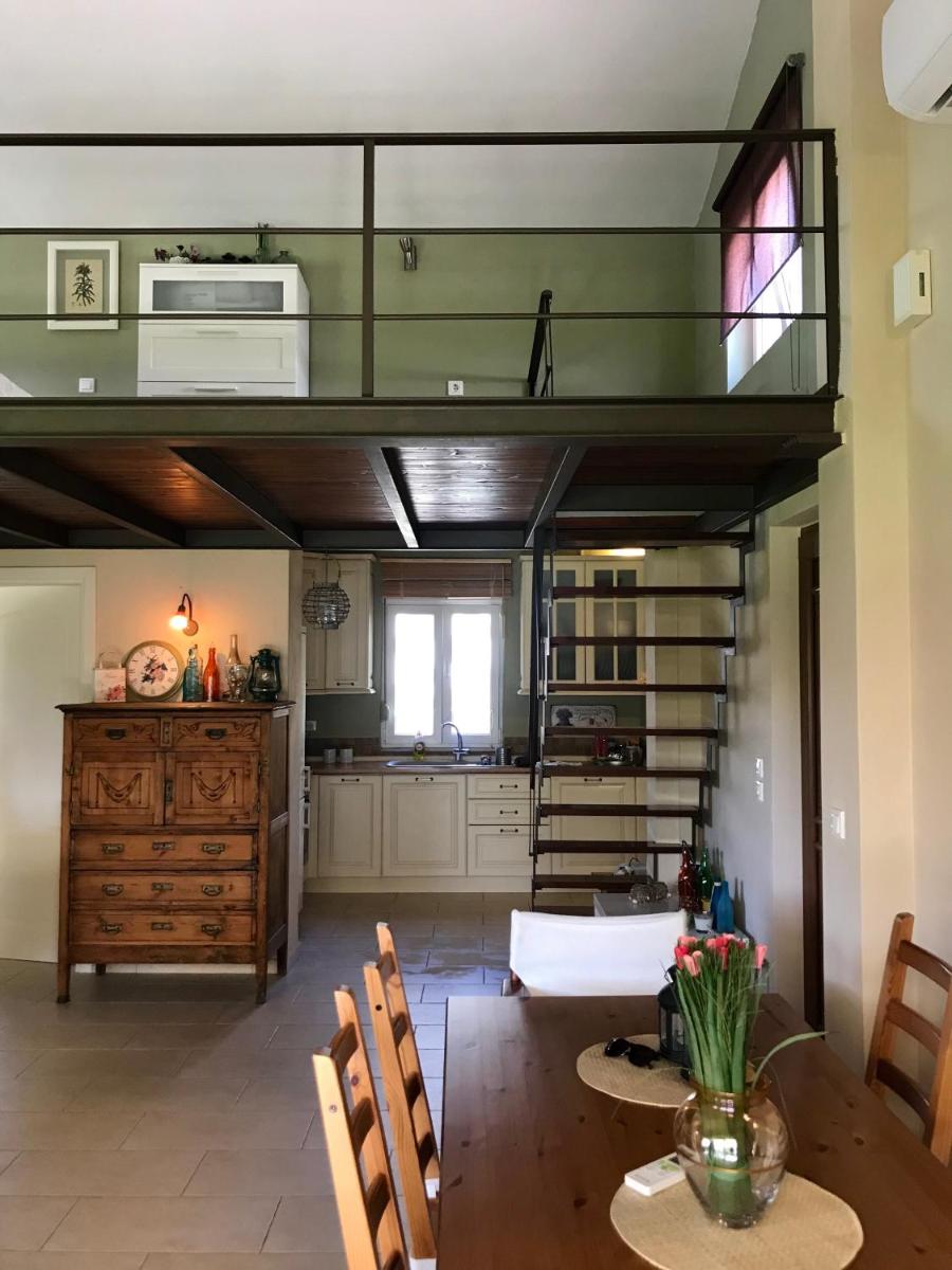 Plane Tree House - Housity