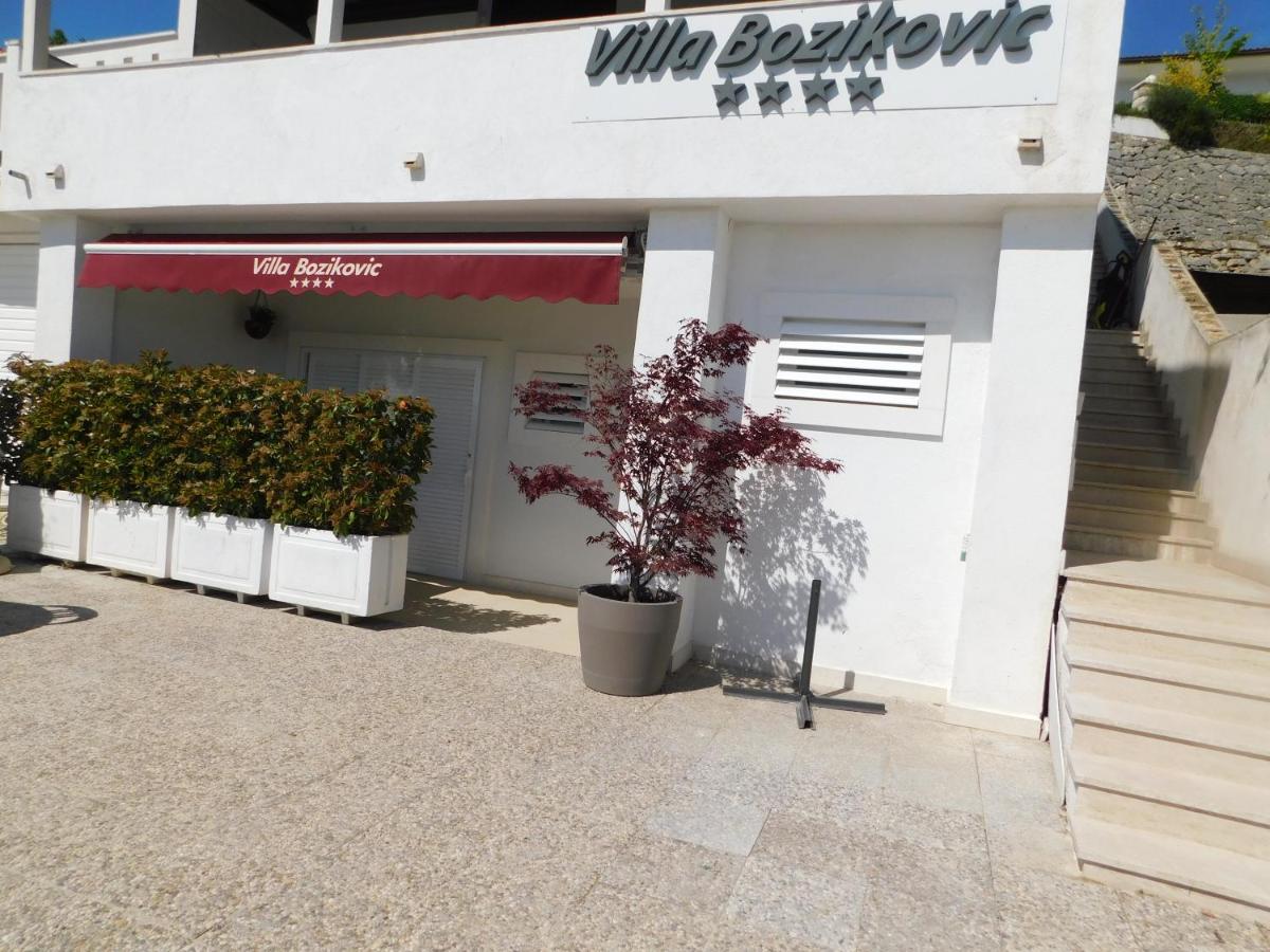 Beach Villa Bozikovic - Housity