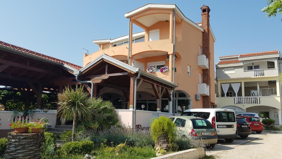Lavanda House - Housity
