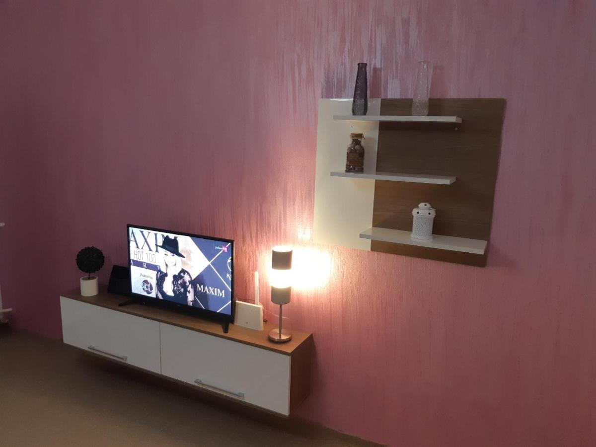 Apartment No. 5 - Housity