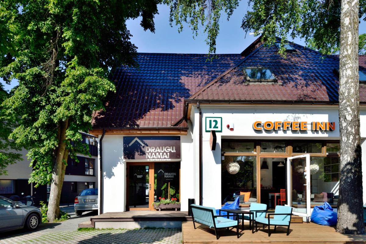 Draugų namai - Housity