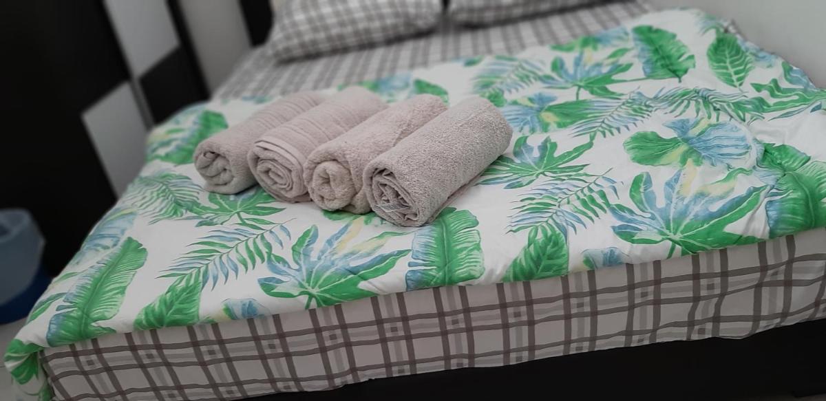 Suitetrails - D'Izz Homestay Batu Berendam