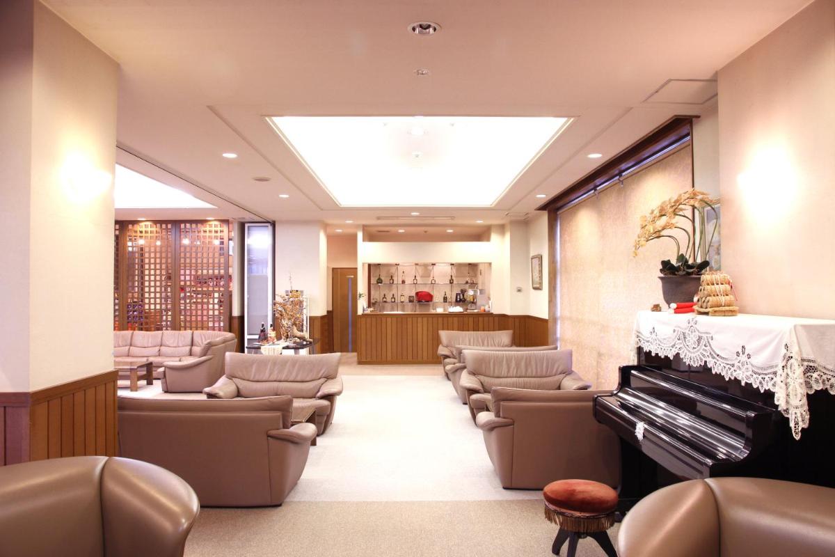 Hotel Yuzawa Yuzawa Denkiya - Housity