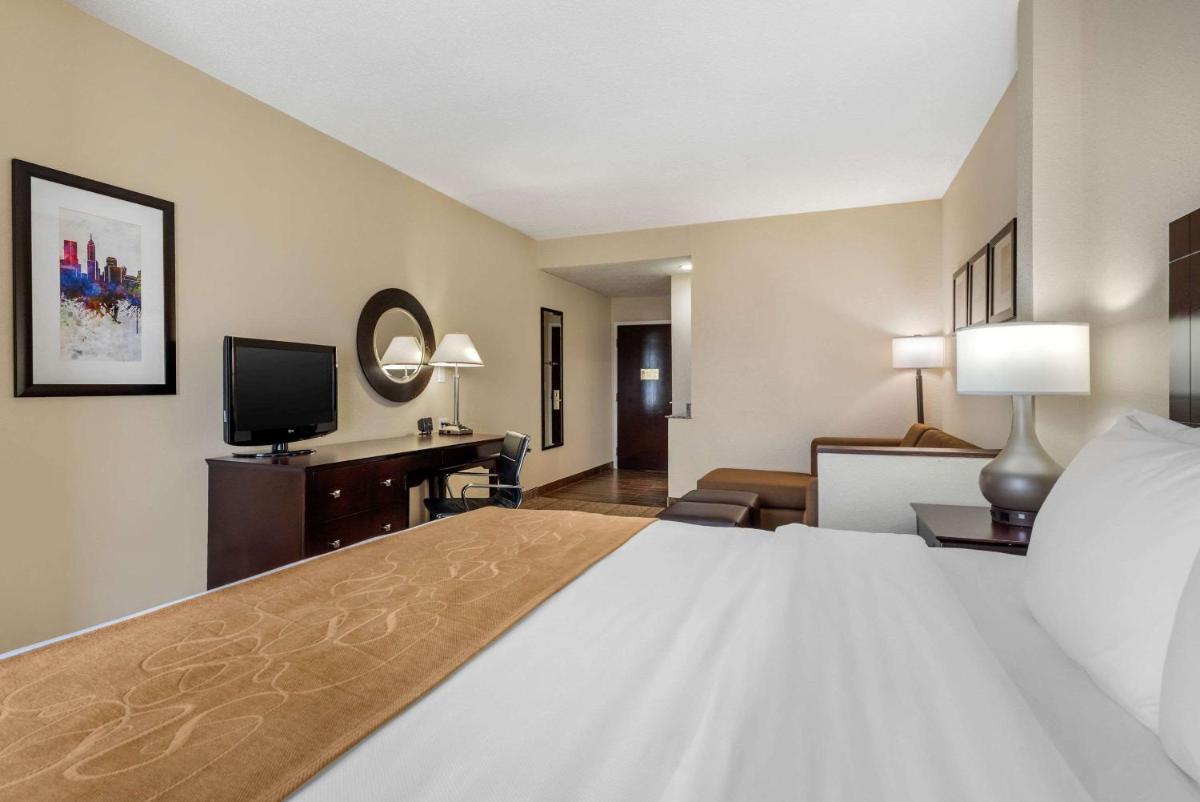 Comfort Suites Lafayette University Area - Housity