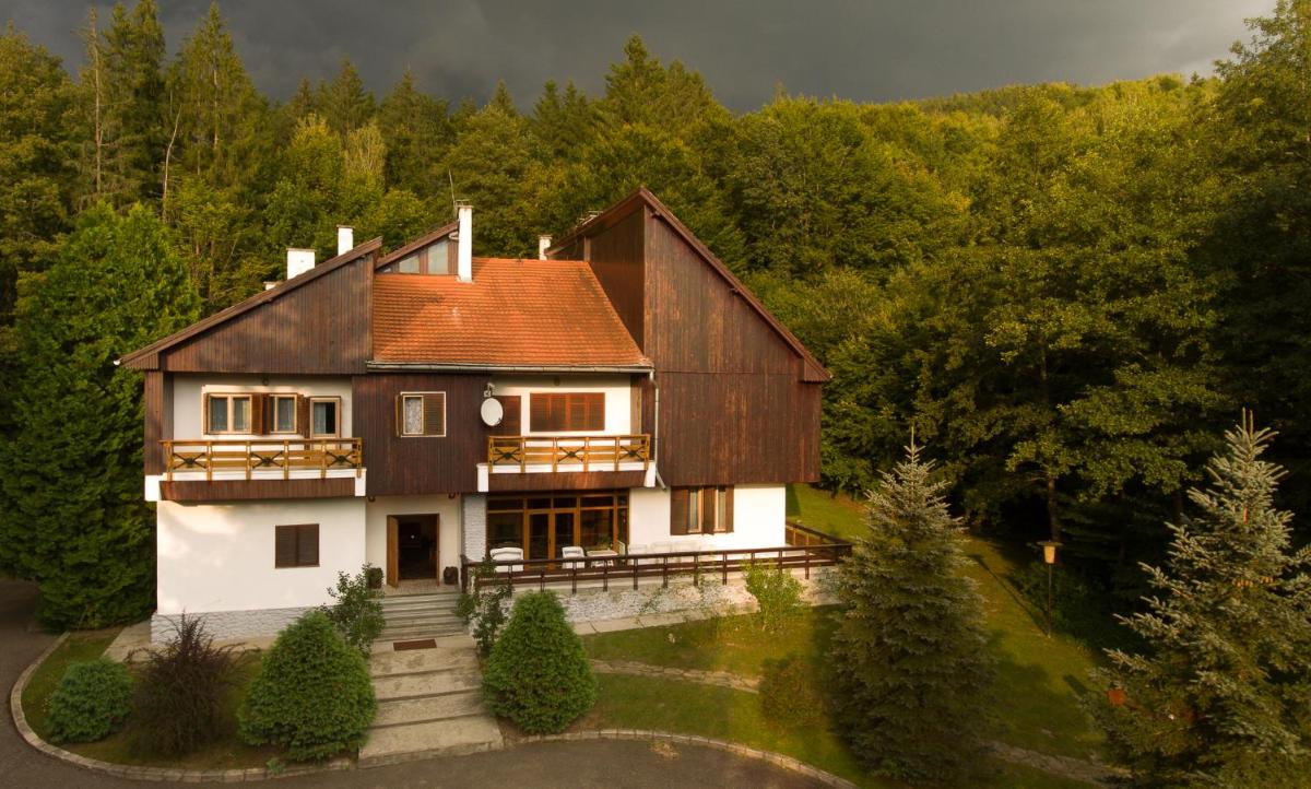 Kormos Residence - Housity