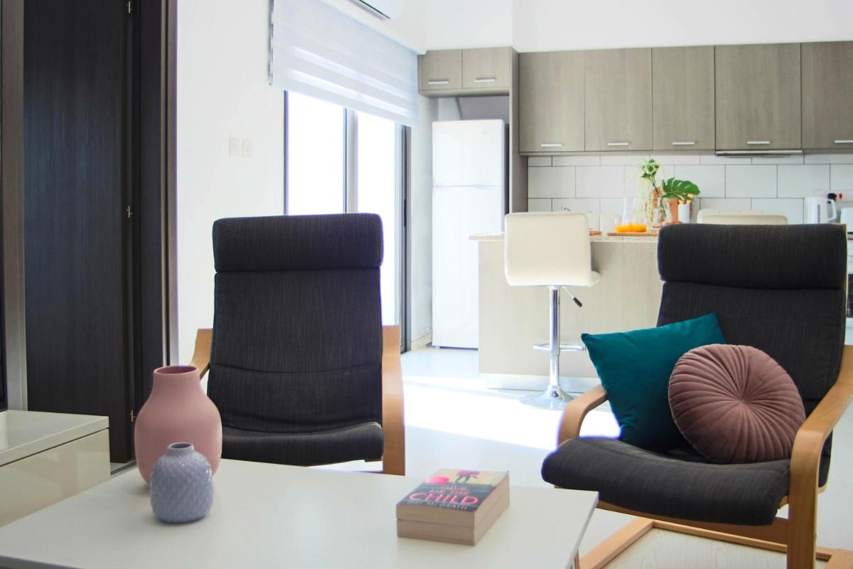 Phaedrus Living: Seaside Luxury Flat Natalia House 102 - Housity