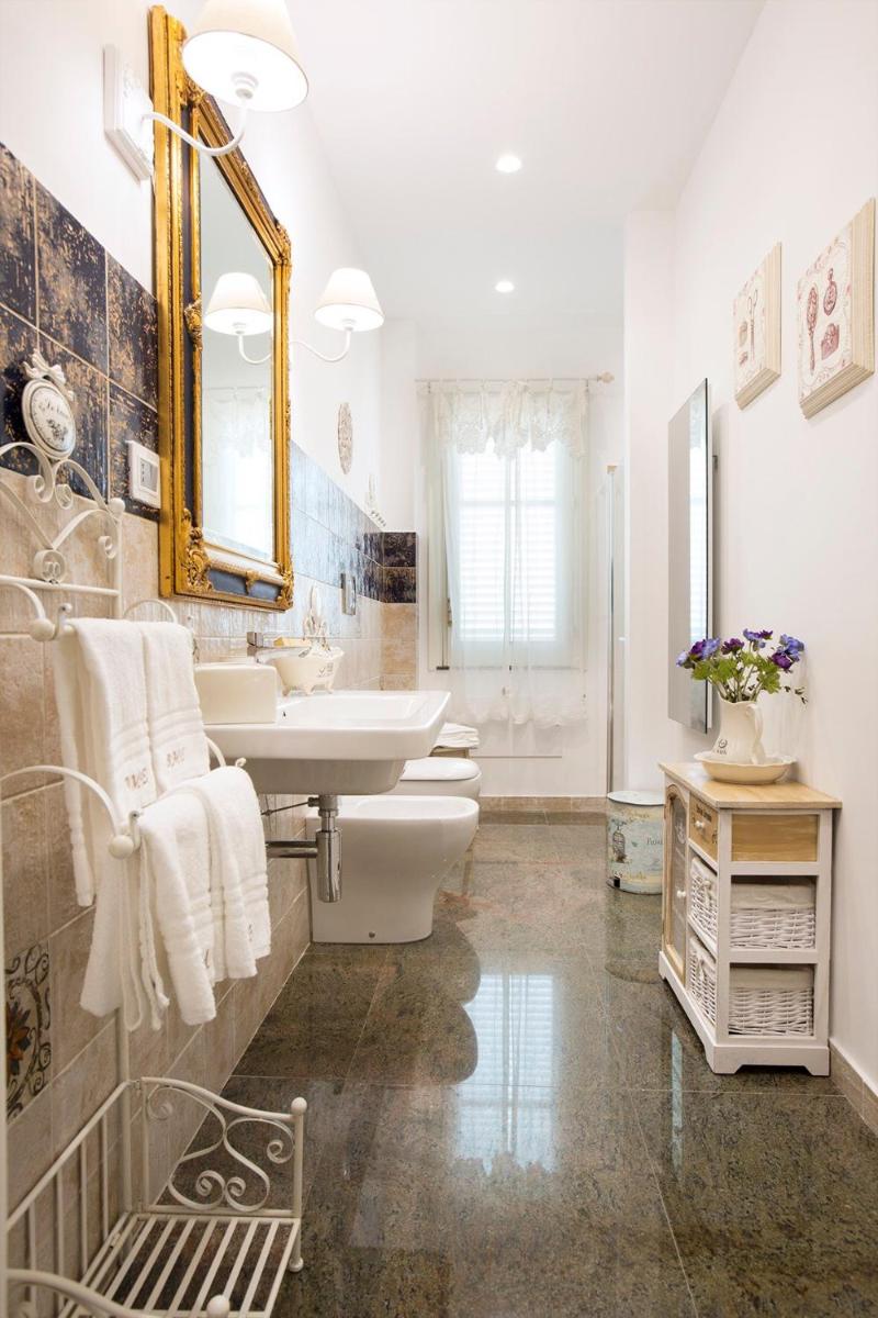 B&B Blanc Maison Etna Relais & Charme - Housity