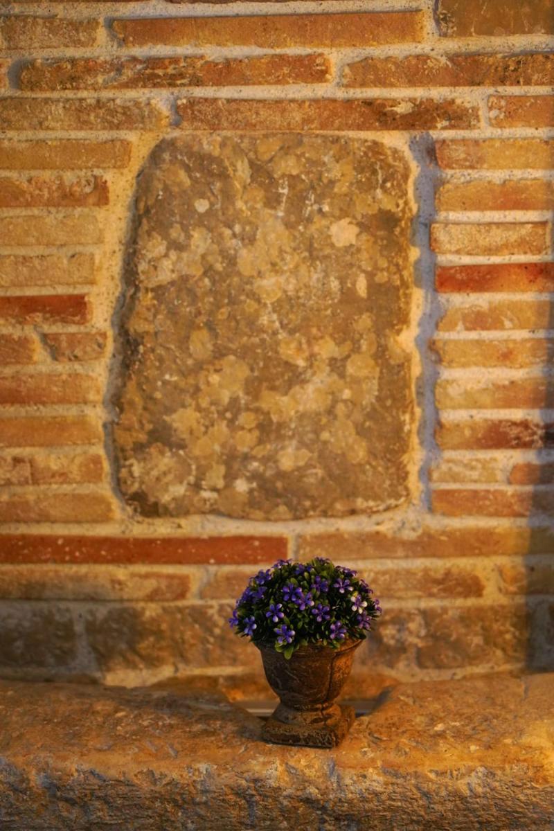 Romanic Palace - Housity