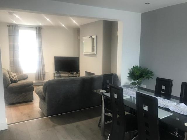 Salthouse Gem - Housity