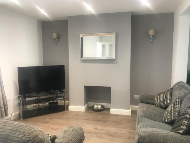 Salthouse Gem - Housity