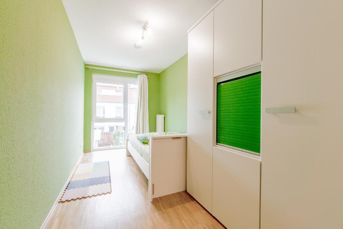 Private Rooms North Fair - Housity