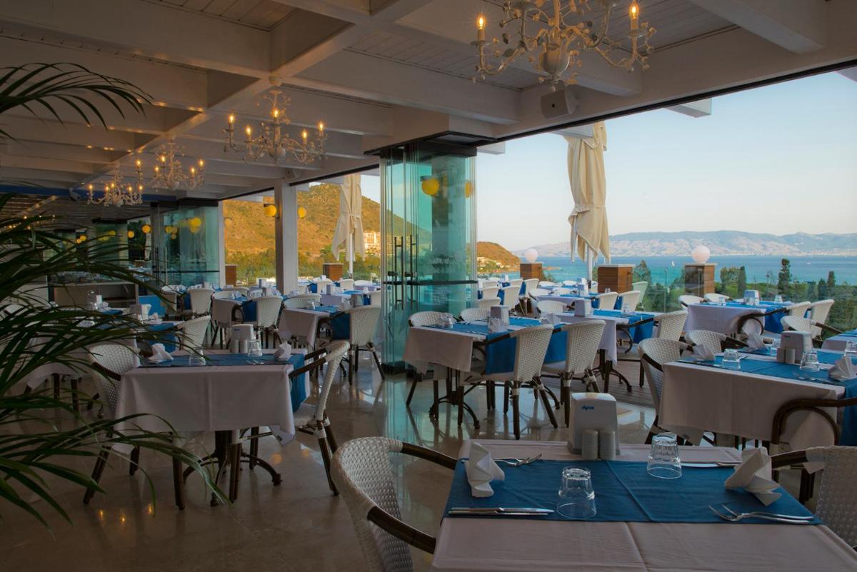 Bellazure Hotel - Housity