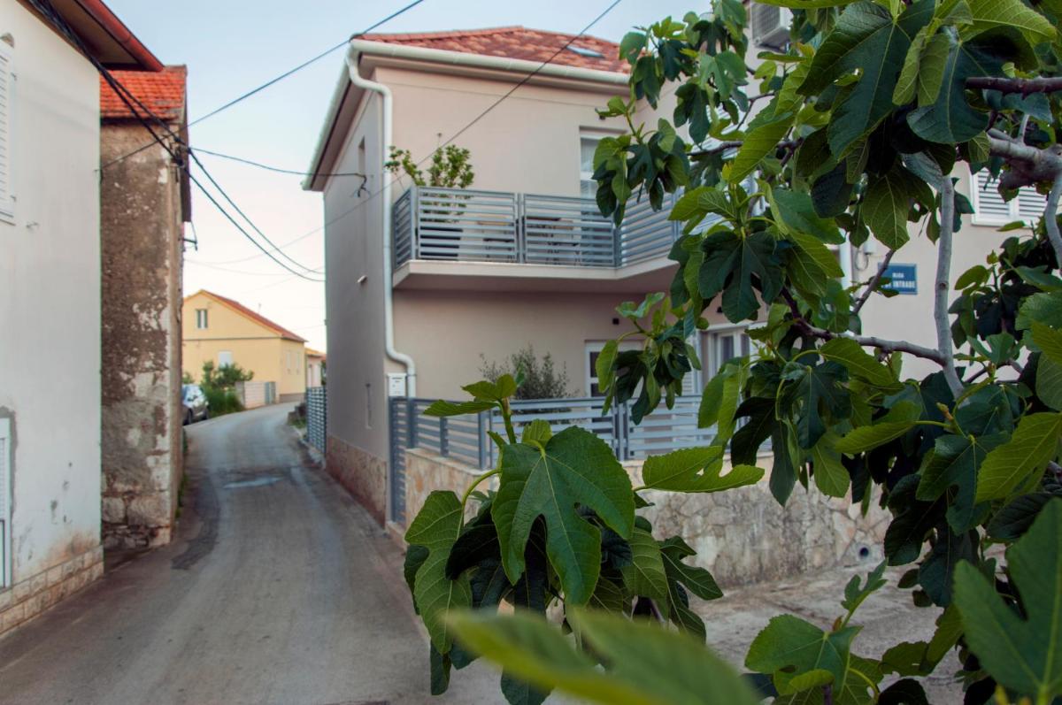 Apartmani Casa Calle - Housity